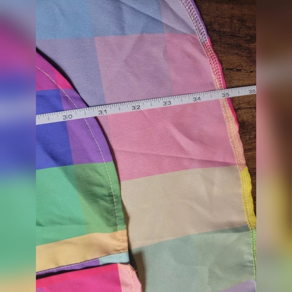 FREE W BUNDLE Chic Me peekaboo chain detail high low shirt - Picture 8 of 10